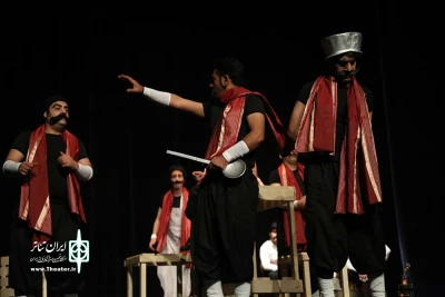یادداشتی بر نمایش «آبگوشت زهرماری»حاضر در جشنواره فجر :

آشپزها همه چیز را می دانند؟!