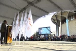 گردهمایی هنرمندان تئاتر و جمعی از نابینایان و ناشنوایان