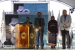 گردهمایی هنرمندان تئاتر و جمعی از نابینایان و ناشنوایان