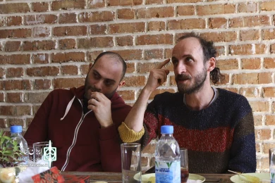نقد نمایش تو ماهی نیستی ‎