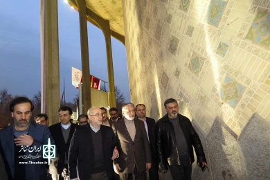 حضور وزیر ارشاد در جشنواره تئاتر فجر