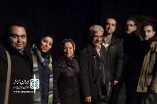 در آخرین اجرای نمایش

«بخت بد یک دزد ناشی باوجدان» به احمد کامیابی مسک تقدیم شد