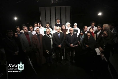 با حضور حمیدرضا عارف ،نمایندگان مجلس و مسئولان وزارت ارشاد

از روشندلان نمایش «فصل بهارنارنج» تقدیر شد