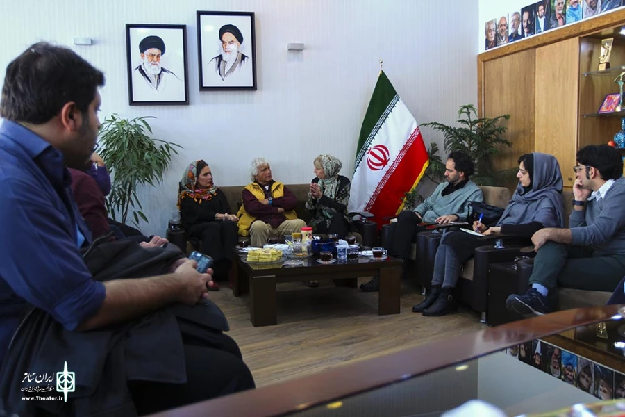 نشست خبری یوجینو باربا‎