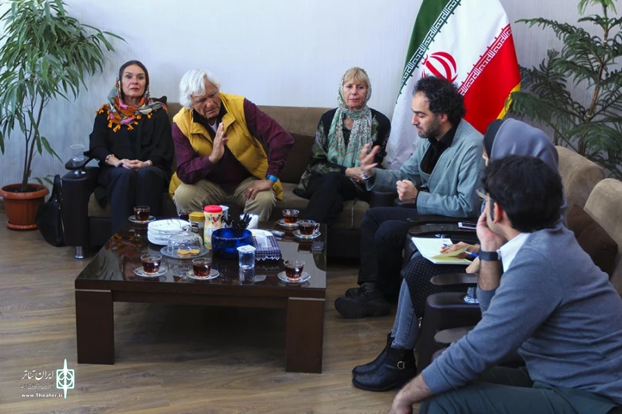 نشست خبری یوجینو باربا‎