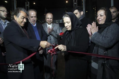 با حضور شهردار تهران و تقدیر از هنرمندان عرصه نمایش

«پردیس تئاتر تهران» رسما افتتاح شد
