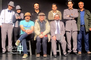  فریدون جیرانی در حاشیه تماشای یک نمایش کمدی مطرح کرد

«کمدی استشمامات» یک کار جدی است