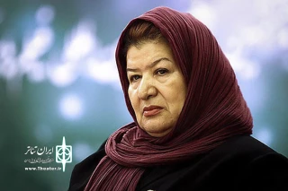 پوران درخشنده در افتتاحیه نمایش  عنوان کرد:

تقدیر از انتخاب موضوع روز در نمایش «هام»