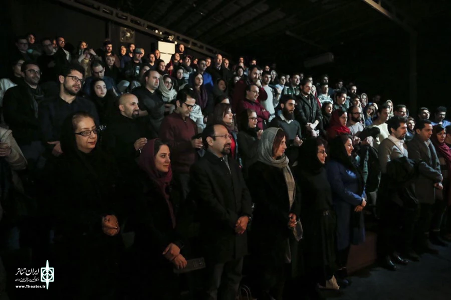 اصغر فرهادی و شهاب حسینی به دیدن نمایش «مافیا» نشستند 3