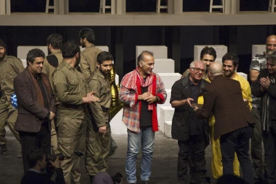 با اعطای لوح تقدیر مجموعه تئاتر شهر به فرید سجادی حسینی

جشن اسکار در نمایش «ترن» برگزار شد