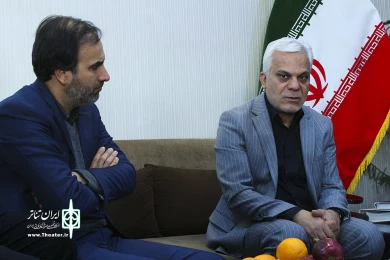 بازدید مرتضی طلایی از تئاتر شهر