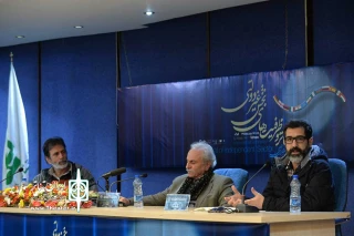 پنجمین میزگرد «ضرورت و نقش صنوف در حمایت و ارتقای بخش غیردولتی تئاتر» برگزار شد

صنوف می‌توانند برای گسترش تئاتر پیشنهاد دهنده باشند
