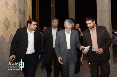 رئیس فرهنگستان زبان و ادب فارسی در تئاتر شهر