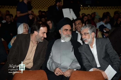 رئیس فرهنگستان زبان و ادب فارسی در تئاتر شهر