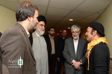 رئیس فرهنگستان زبان و ادب فارسی در تئاتر شهر
