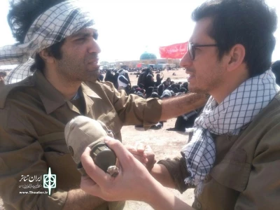 استقبال چشمگیر مخاطبان از نخستین همایش ملی تئاتر خیابانی راهیان نور

اجرای نمایش «ارثیه پدری» در یادمان شلمچه