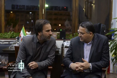 مسئولین به تماشای شلتر نشستند