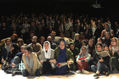 مسئولین به تماشای شلتر نشستند