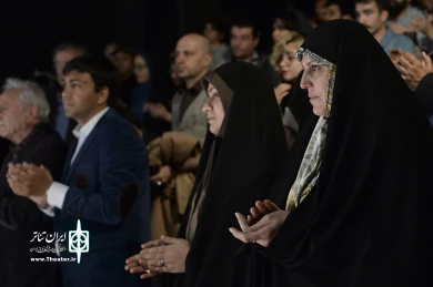 مسئولین به تماشای شلتر نشستند