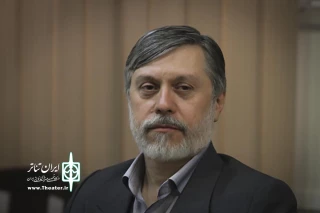 عضو شورای شهر تهران با تماشای «برای کلاه آهنی‌ها» گفت:

نیازمند توسعه سالن‌های تئاتر در سطح شهر هستیم