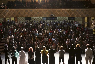 همدردی گروه نمایش با بازماندگان و آسیب دیدگان حادثه اخیر آذربایجان، کردستان و اردبیل

یک شب اجرای «هملت» به سیل‌زدگان تقدیم شد
