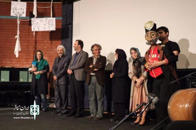 نگاهی به هفتمین روز از جشن خانه تئاتر

شبی  در تسخیر عروسک‌ها