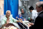 مدیرعامل موسسه هنرمندان پیشکسوت از داریوش اسدزاده عیادت کرد 2