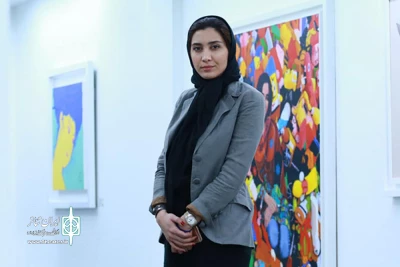 گفت وگو با نیکی مظفری تهیه کننده و بازیگر نمایش نماینده ملت

تئاتر بهترین بستر برای رشد فنی بازیگر است