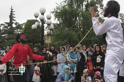 در آخرین روزهای  ماه مبارک رمضان

نمایش خیابانی زنجیر در لاهیجان به نمایش درآمد