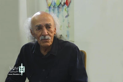 خسرو حکیم‌رابط در ۹۵ سالگی مشغول نگارش کتاب و فیلمنامه است