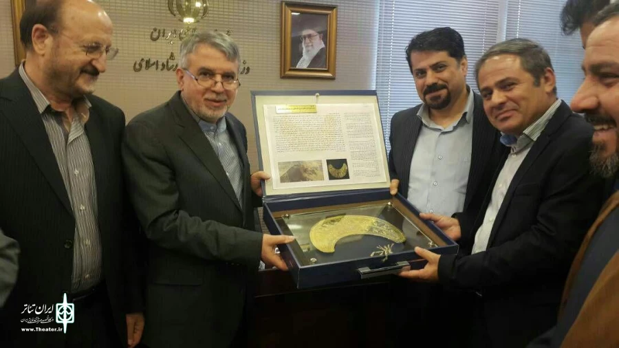 صالحی امیری بر اهمیت نقش تئاتر در گسترش همبستگی اجتماعی تأکید کرد 2
