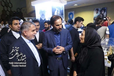 افتتاح نمایشگاه آثار داود رشیدی
