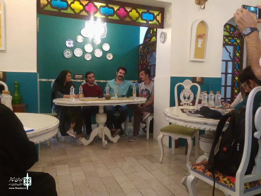 "شب دشنه‌های بلند" دل آرته ای با نگره‌ی پست‌مدرنی است 10
