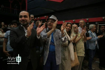 استقبال دوستداران تئاتر در دماوند از نمایش «من و شهرم» با کارگردانی فرهاد تجویدی

نخستین پروژه کارگاهی «از تمرین تا اجرا» افتتاح شد