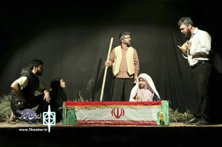 در پلاتو ماه استان قم،

«کسی که مثل هیچ کس نیست» به صحنه می‌رود