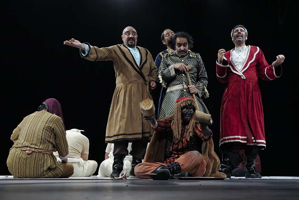 جمعه در پردیس تئاتر شهرزاد

«شیرهای خان بابا سلطنه» در دو اجرا به صحنه می‌رود
