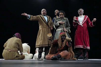 گزارش ایران تئاتر از برنامه نمایش ها در سالن های خصوصی

جشنواره آیینی سنتی رقیب جدی برای نمایش های خصوصی