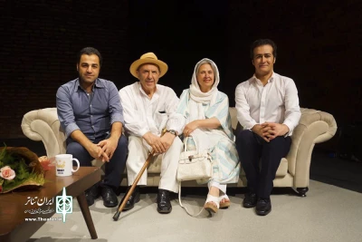 جواد مجابی پس از تماشای نمایش «آنا کارنینا»

تئاتر معاصر ایران با این همه تقلای هوشمندانه جوانان پایدار خواهد ماند