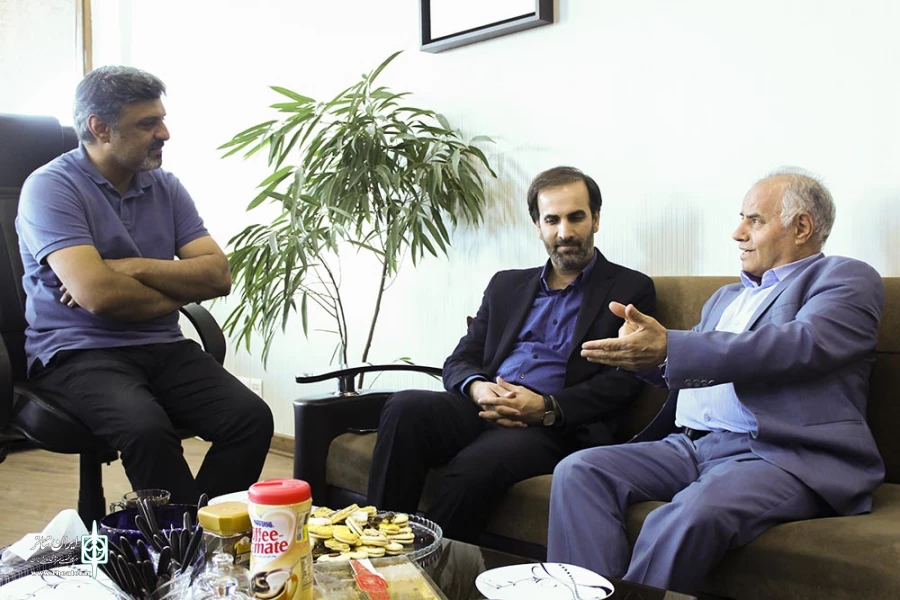 دیدار نماینده آشوریان با مدیر مرکز هنرهای نمایشی 6