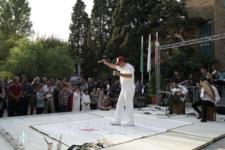 مهمان جشنواره «هنر برای صلح» می‌شود 9