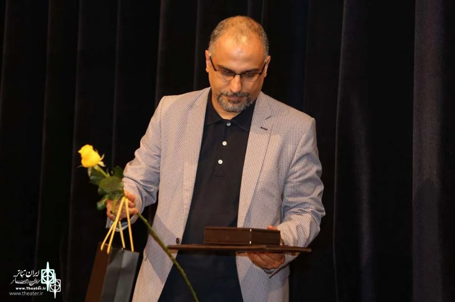 سردبیر ایران تئاتر مدال نوشین "عضو فعال وخبرنگار سال" را دریافت کرد 2