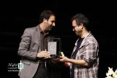 پنجمین جشن آکادمی سمندریان با حضور مدیرکل هنرهای نمایشی برگزار شد

اهداء نشان سمندریان به بیضایی، چرمشیر و پورآذری