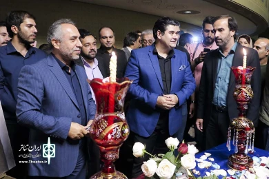 افتتاحیه نمایش کلنل