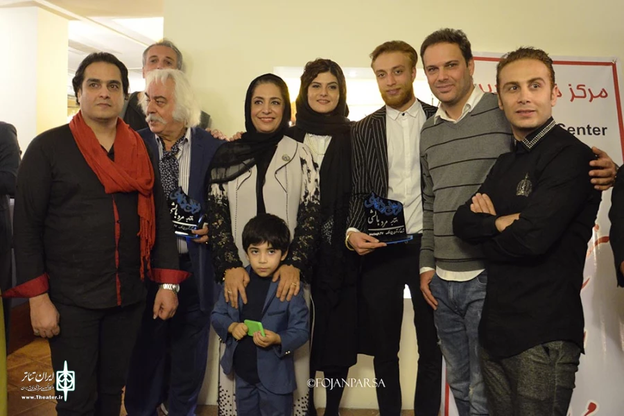 جشن افتتاح نمایش «مرد بالشی» برگزار شد 3