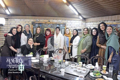 گفت وگوی فارس باقری  با کارگردان و بازیگران نمایش «کوکوی کبوتران حرم»

روایتی از پنهانکاری و خشونت زن‌ها علیه زن‌ها