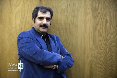 سعید اسدی در سومین مهرواره تئاتر ماه:

حوزه هنری می‌تواند آثار خود را در فرصت‌های بین‌المللی عرضه کند