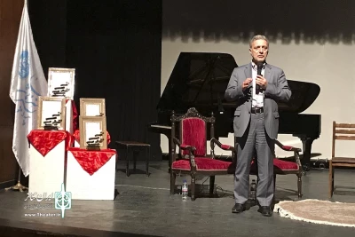 رئیس دانشگاه تهران در افتتاحیه جشنواره تئاتر تجربه مطرح کرد

اهمیت‌ تئاتر تجربی بردن دغدغه‌های دانشگاه بین مردم است