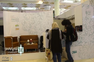 On Saturday at Media Exhibition

Iran Theater to Pay Tribute to Late Mostafa Okouei & Host ‘The Colonel’ Meeting