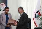 معاون فرهنگی بنیاد شهید از کارگردان نمایش «راهمرد» تقدیر کرد 2