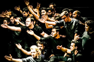 نگاهی پدیدارشناسانه به اخلاق هنری اجرا در نمایشنامه «من...» اثر فرهاد تجویدی